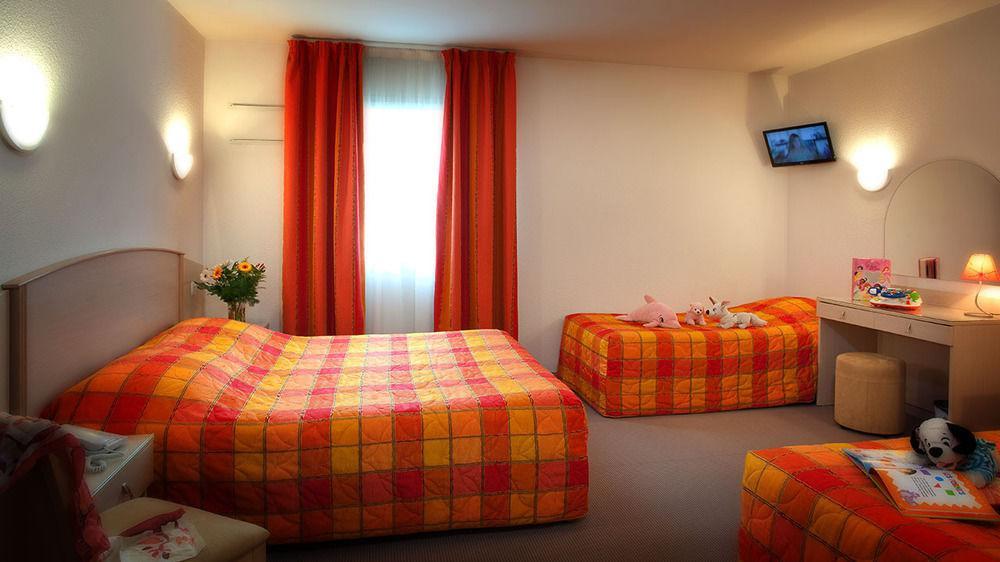 Hotel Le Kolibri Tournus Exterior foto